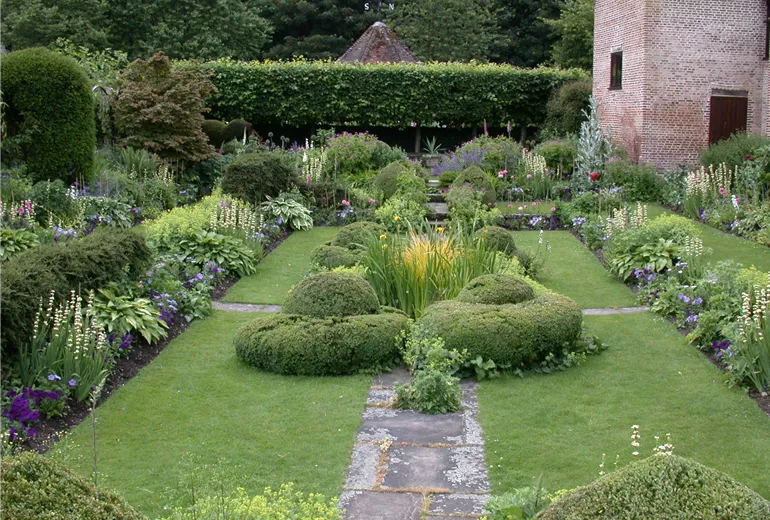 symetrische Gartengestaltung